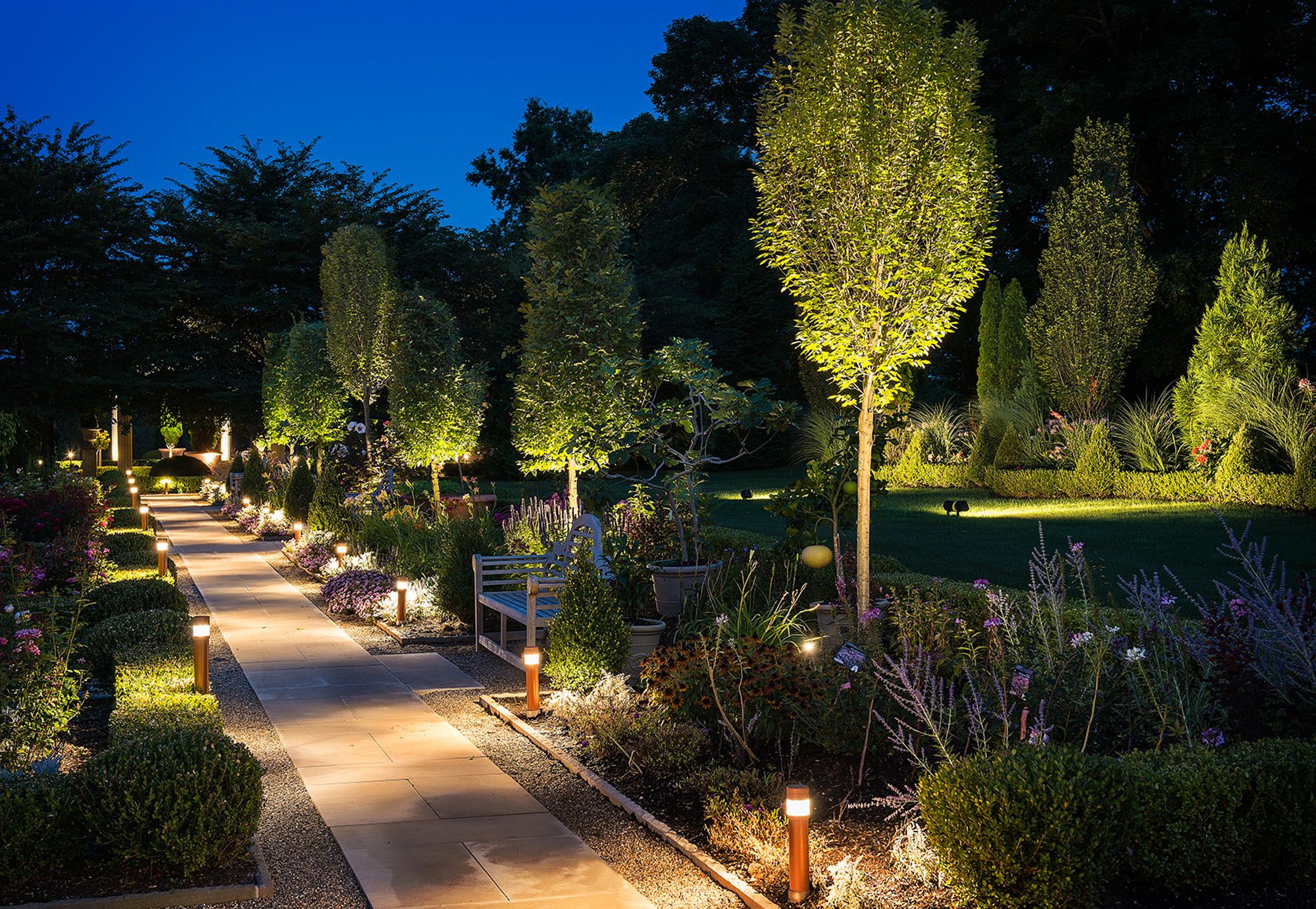 Landscape Lighting: Tips for Installing Outdoor LED lights